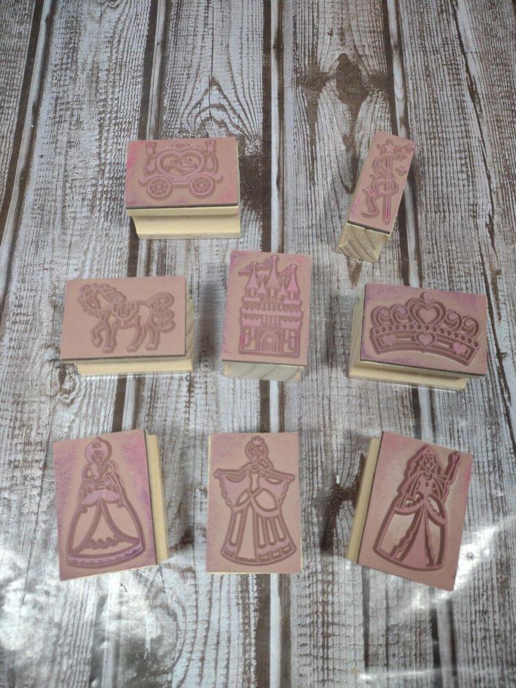 Lot of 8 Princesses Rubber & Wood Stamps Very Lightly Used EUC - Picture 5 of 9